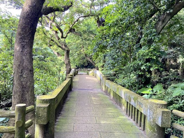 Sueyoshi Park