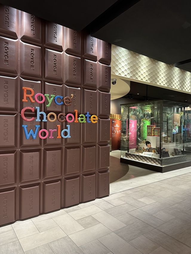 新千歳空港！ロイズ！工場見学もできるチョコのワンダーランド