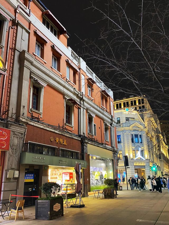 Most lively street in Shanghai 🚧 