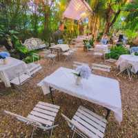  ปาฎีคาเฟ่ คาเฟ่ในสวนดอกไม้ สไตล์ยุโรป ระยอง