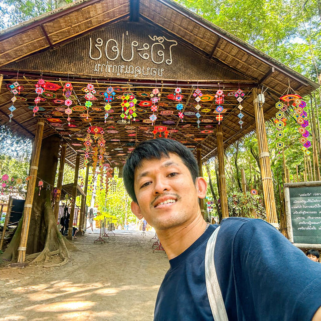 โอ๊ะป่อย ตลาดเช้าริมธาร ราชบุรี