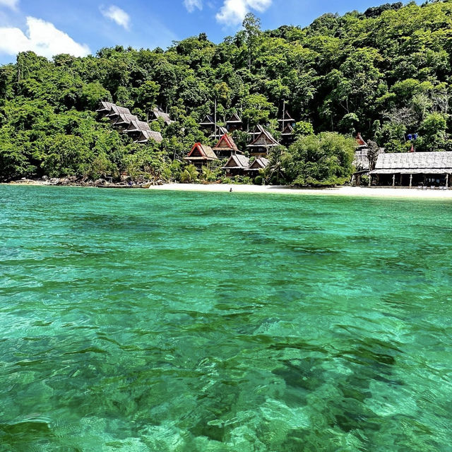 【泰國】竹子島：美麗海灘、保護良好