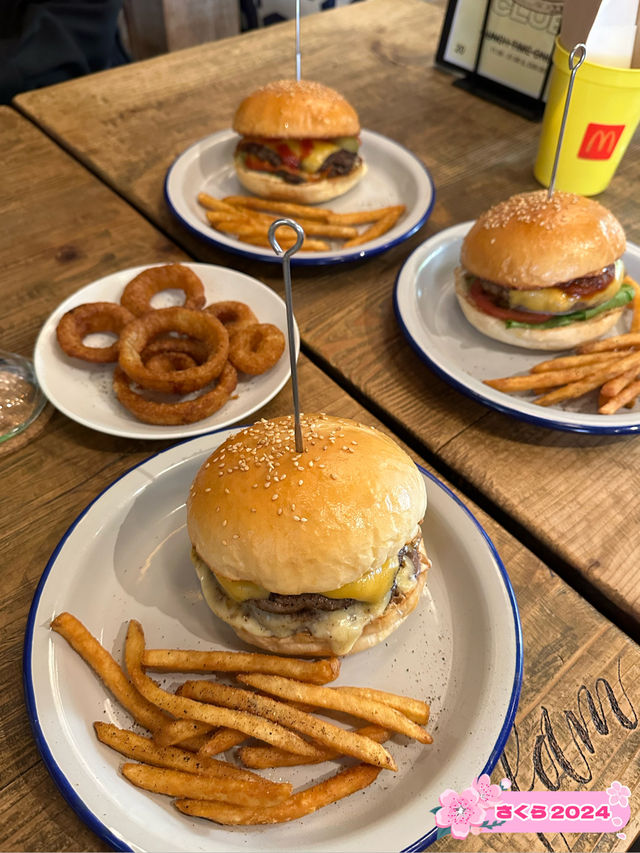 【福岡】ふっわふわのパンの美味しいハンバーガー！