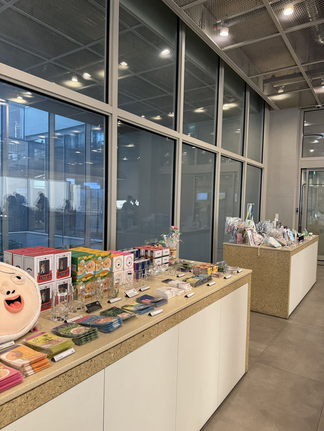 압도적인 규모! 항구뷰가 멋있는 영도 대형카페 ✨