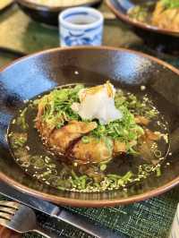 【淡路島】名物玉ねぎつけ麺が食べられる昔ながらの手打ちうどん店