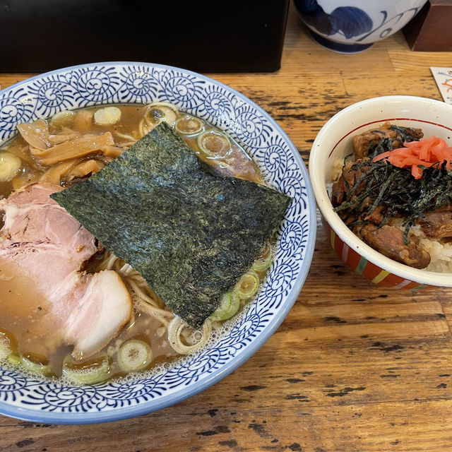 【埼玉】ラーメン百名店に選ばれた絶品ラーメン🍜