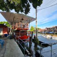 อู่เรือคาเฟ่ (Uruea Cafe )