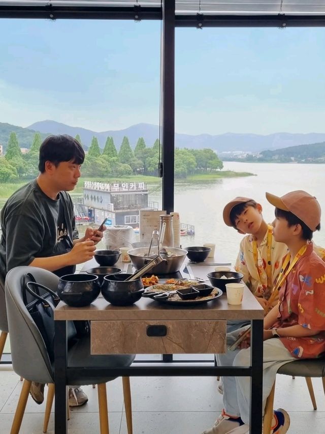 호수뷰 칼국수 맛집
