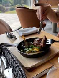 伊豆高原の隠れ家レストラン　Bistro アカザワ