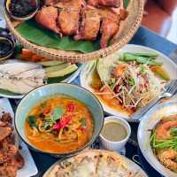 แจกพิกัดร้านอาหารและคาเฟ่ที่ยืนหนึ่งในศรีราชา