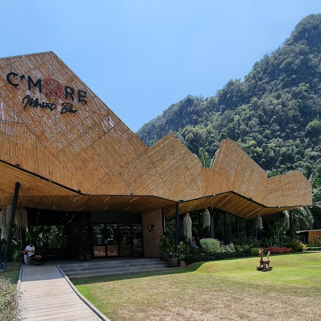 📍C’More Mount Bar