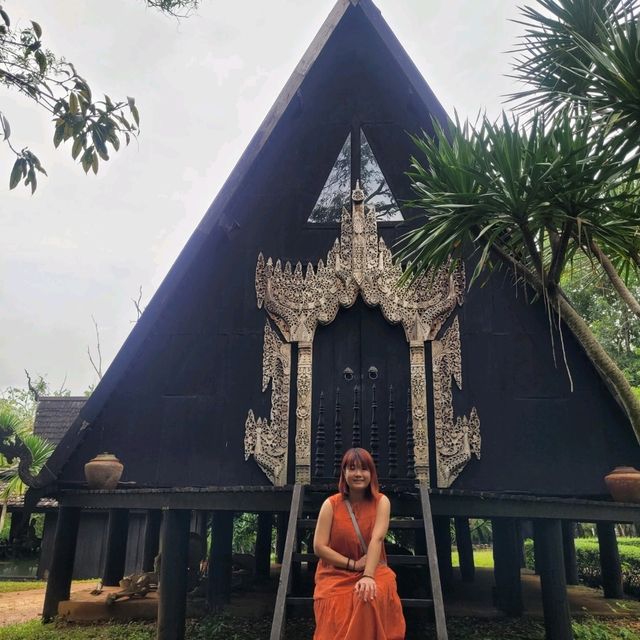 清萊黑屋博物館 พิพิธภัณฑ์บ้านดำ