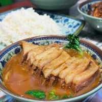 「平民美食，銅鑼灣餐廳」