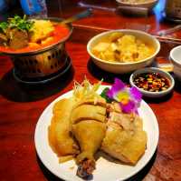 【台北】在地美食深坑臭豆腐，味道特別濃郁外脆內軟