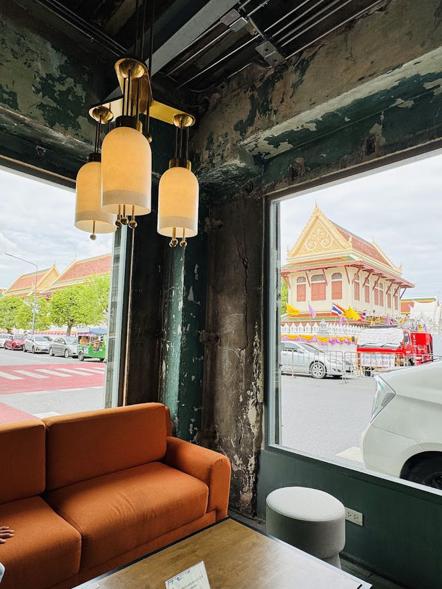  🍰🌻: IM En Ville อิ่มในเมือง (พระนคร)