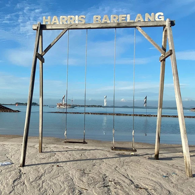 "Harris Hotel Barelang: Comfort and Convenience on Batam Island"