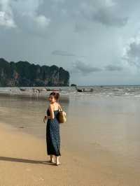 เดินเล่นชมพระอาทิตย์ตก หาดอ่าวนาง 🏝️ กระบี่