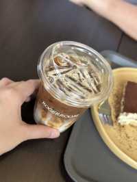 ROGERROOM Coffee • Brunch • Dining