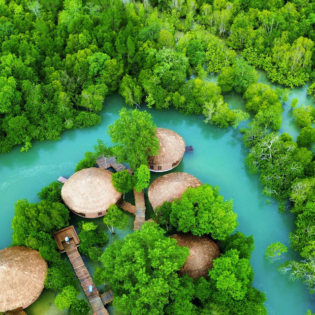 TheBlueSkyResort เกาะพยาม ระนอง