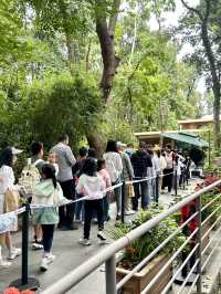 สวนสัตว์เล็กๆ 🐒ในเมืองกรุงที่เป็นธรรมชาติ