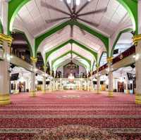 Masjid Sultan: A Golden Dome of Faith