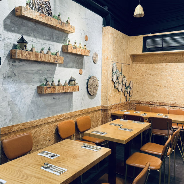 健康食材餐廳｜慢理牆城 (油麻地)