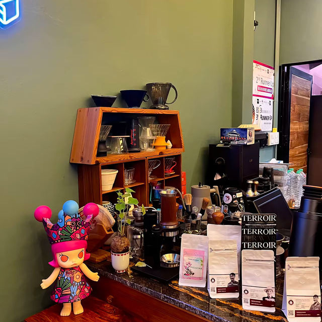 คาเฟ่ลับกลางป่าบรรยากาศสุดชิลที่ต้องลอง!