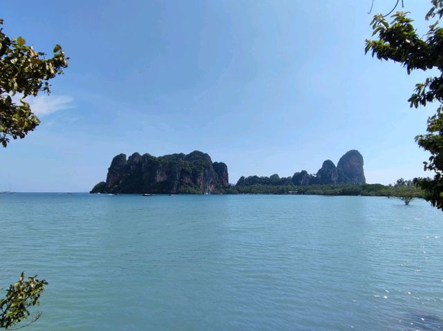 หาดไร่เลย์ ตะวันออก เที่ยวทะเลกระบี่ 
