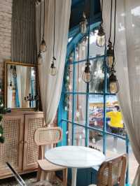 Formula B Cafe คาเฟ่หลวงพระบาง เที่ยวลาว