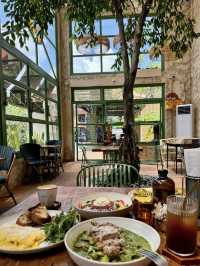 Jackfruit Brunch & Coffee: Where Bali’s Best Flavors Meet Fresh Vibes!