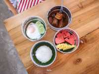 Mrs. Swan Hotel รีสอร์ทบรรยากาศดีริมทะเลระนอง