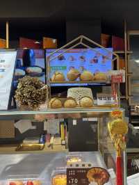 Luho Puff Zhongming Store: Cream Puff Heaven You Can’t Miss 🍮✨
