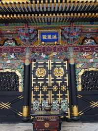 【宮城×冬の旅】伊達政宗を祀る霊廟  雪に包まれ白と黒のコントラストが素晴らしい