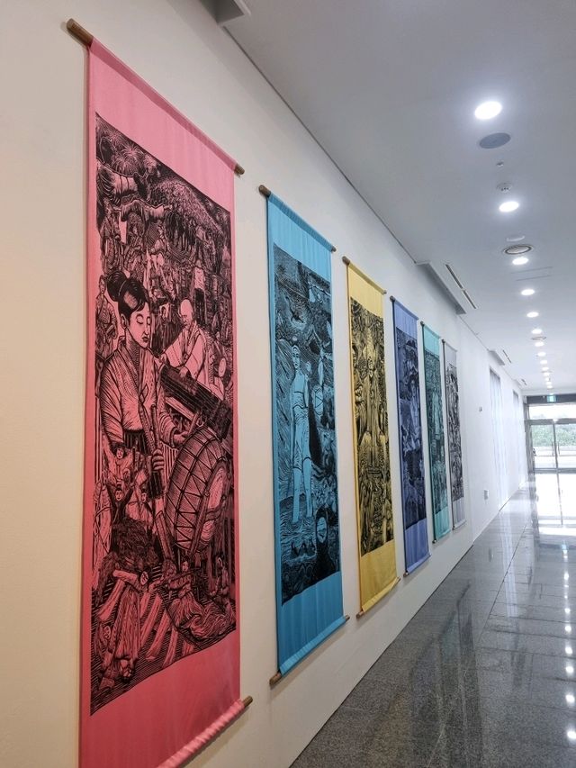 제주비엔날레를 볼수 있는 제주도립미술관