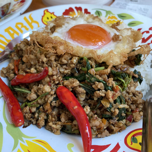 辣到飛起又好食的肉碎飯｜Phed Mark