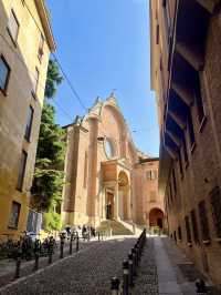 Bologna City Walk: A Stroll Through History and Culture