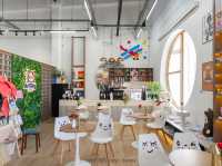 คาเฟ่ใหม่ 2025 กับ  Art&Toy Café Phangnga