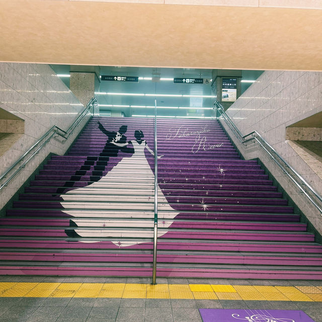 宝塚ファンの聖地！夢の世界へ✨