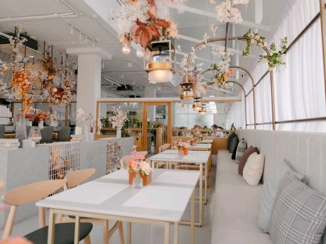 Blanc eatery & cafe