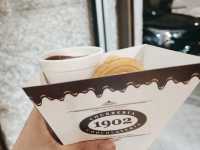 [🇪🇸マドリード] スペインの伝統菓子！Chocolatería 1902のチュロス