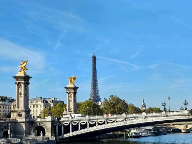 Seine River: The Right Bank’s Golden Stage of Power