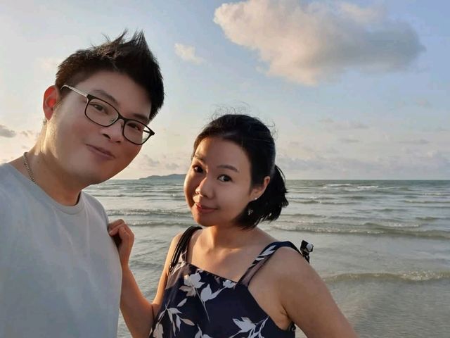 เที่ยวระยอง หาดสงบ คนน้อย พักที่นี่ Aksorn Rayong