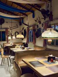 Dorfstadl Restaurant & Bar หัวหิน