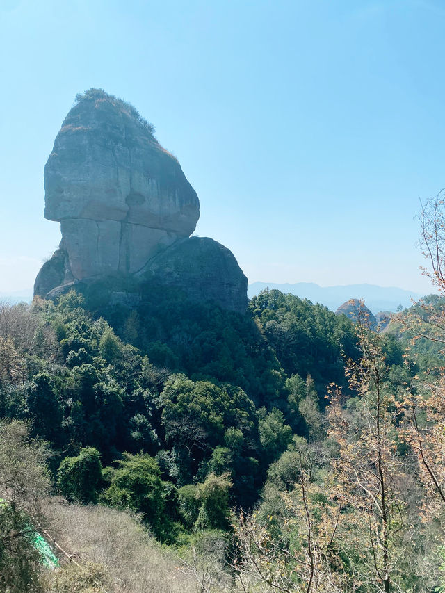 龍川景點｜有着丹霞山奇特地貌的霍山🪨