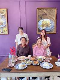 กินข้าวแกงแบบติดแกลมที่หัวหินซอย 51 