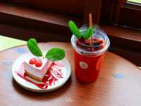 สิริสมปอง ฟาร์ม & คาเฟ่ | คาเฟ่ในสวนมะนาวโห่