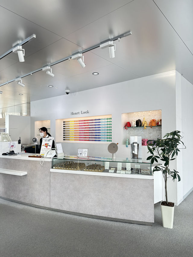 ชมวิวโอซาก้าแบบ 360 องศาที่ Umeda Sky Building