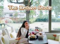 🥗 The Brown Door ร้านอาหารสไตล์ครอบครัว