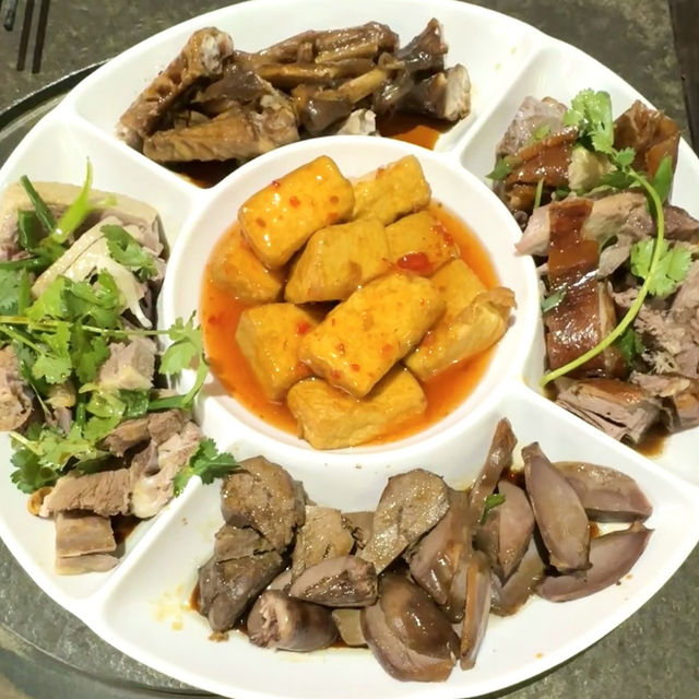 鵝城真的有鵝🪿 吃飯的這個地方太有特色了💕