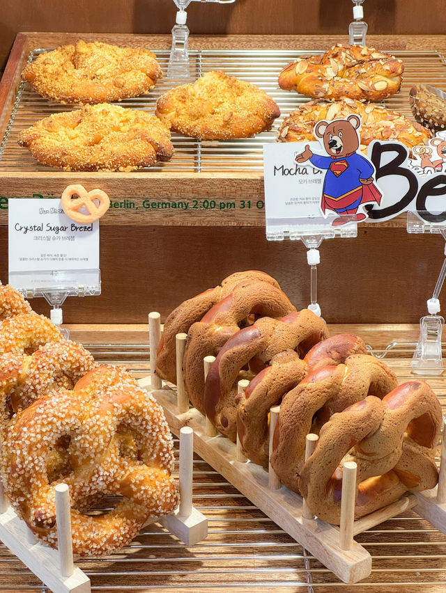 광안리 감성 카페 프레첼 맛집 “벤베커”🥨